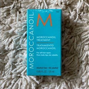 Moroccan Oil 0.85 FL.OZ/ 25ml UNOPENED